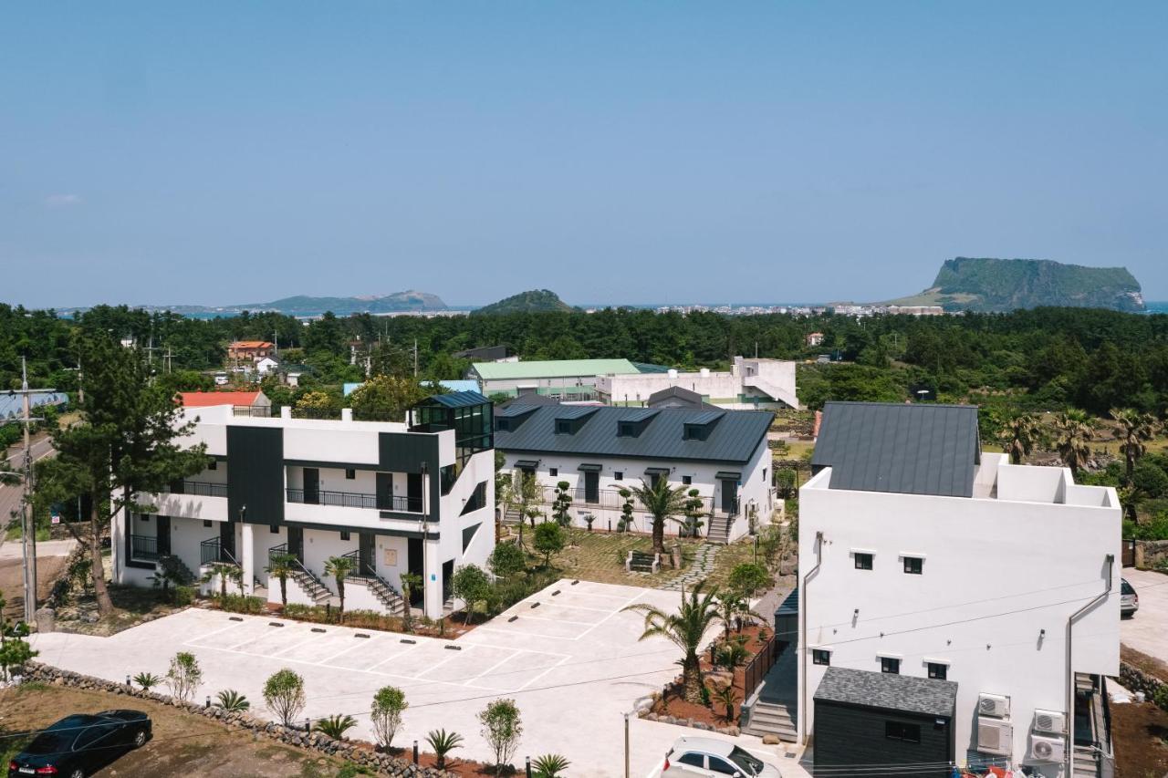 Jeju Abientot Villa Seogwipo-stad Buitenkant foto