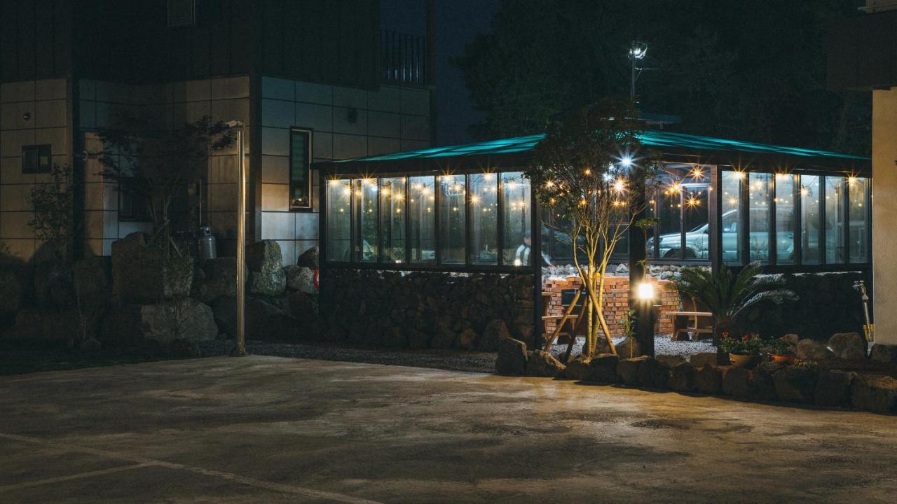Jeju Abientot Villa Seogwipo-stad Buitenkant foto