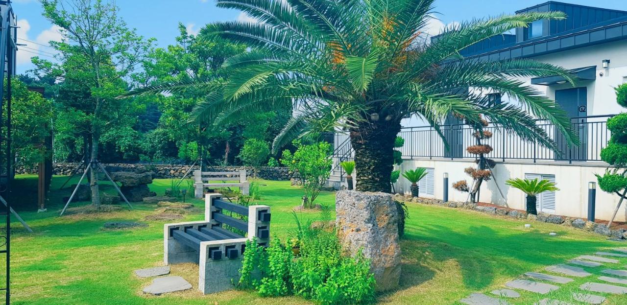 Jeju Abientot Villa Seogwipo-stad Buitenkant foto